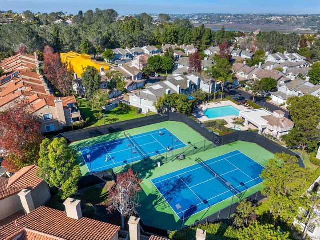 3811 Creststone, San Diego, CA 92130