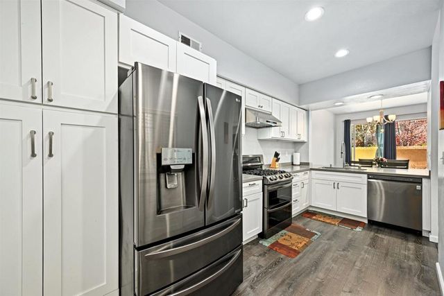 3811 Creststone, San Diego, CA 92130
