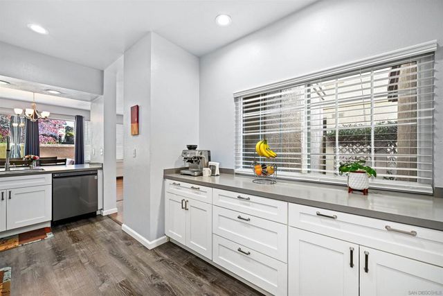 3811 Creststone, San Diego, CA 92130