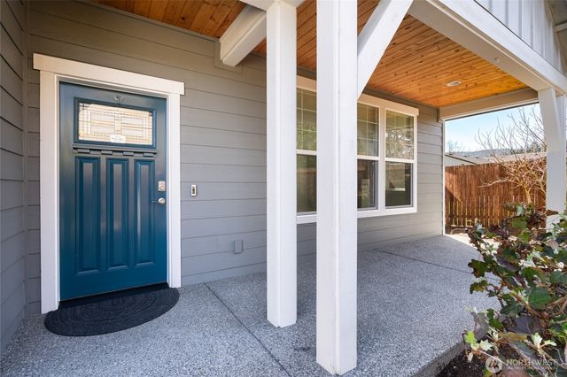 3817 Deskin Court, Anacortes, WA 98221
