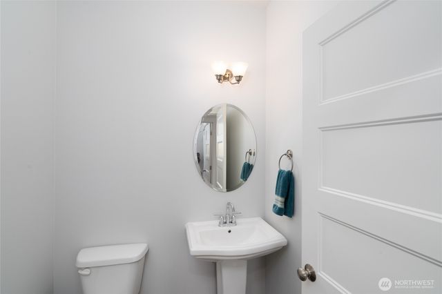3817 Deskin Court, Anacortes, WA 98221