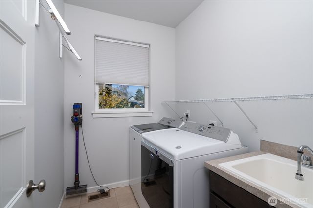 3817 Deskin Court, Anacortes, WA 98221