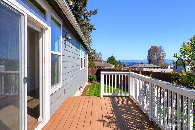 3817 Deskin Court, Anacortes, WA 98221