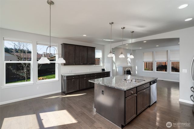 3817 Deskin Court, Anacortes, WA 98221