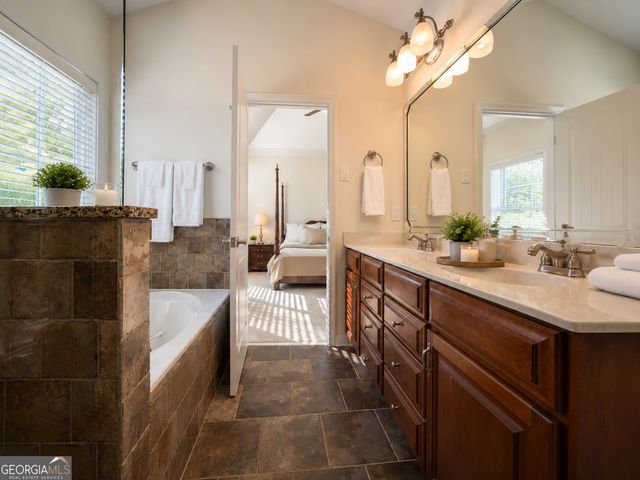 401 Lexington Village, Peachtree City, GA 30269
