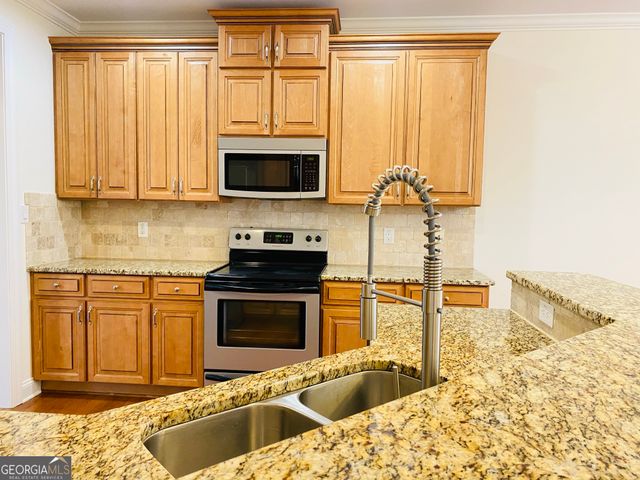 401 Lexington Village, Peachtree City, GA 30269