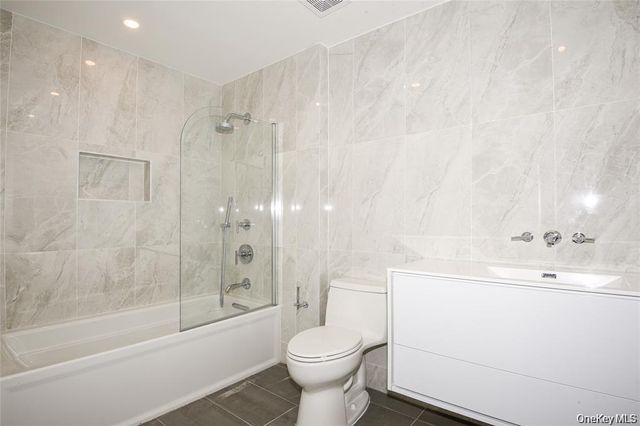 95 Woodlake Drive W 95, Woodbury, NY 11797