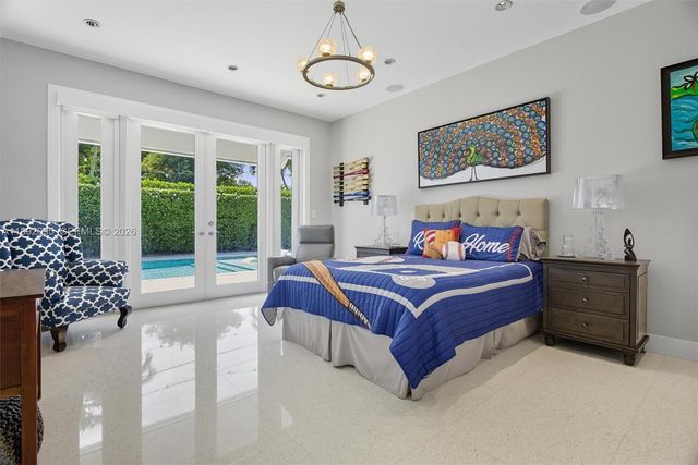 5800 SW 99th Terrace, Pinecrest, FL 33156