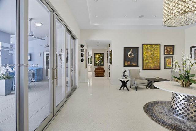 5800 SW 99th Terrace, Pinecrest, FL 33156