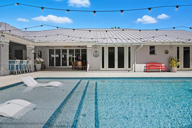 5800 SW 99th Terrace, Pinecrest, FL 33156