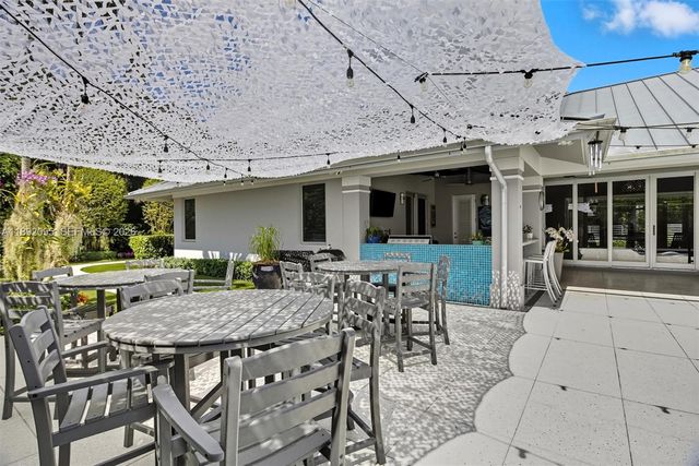 5800 SW 99th Terrace, Pinecrest, FL 33156