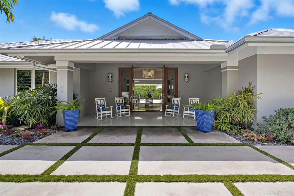 5800 SW 99th Terrace, Pinecrest, FL 33156