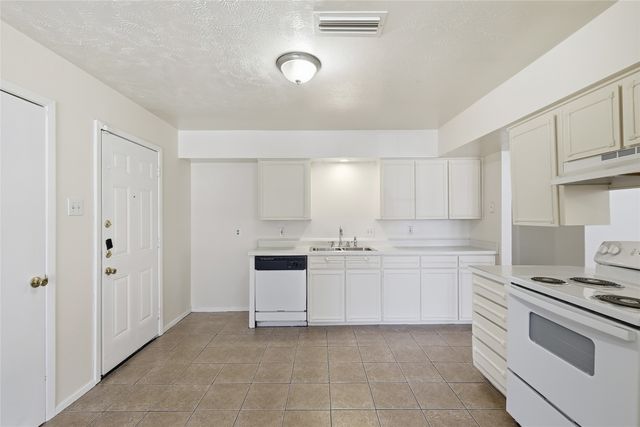 410 Charlotte Street, Duncanville, TX 75137