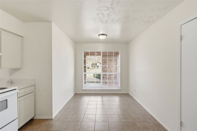 410 Charlotte Street, Duncanville, TX 75137