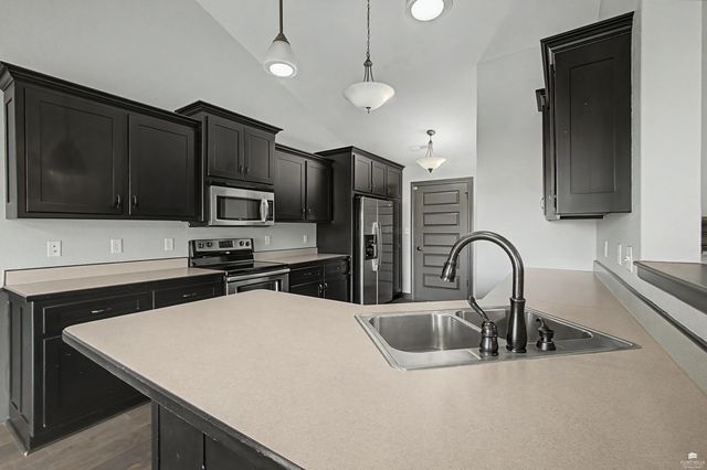 2909 Northwing Drive, Manhattan, KS 66502