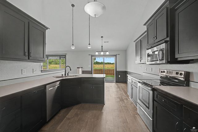 2909 Northwing Drive, Manhattan, KS 66502