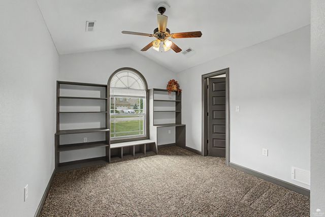 2909 Northwing Drive, Manhattan, KS 66502