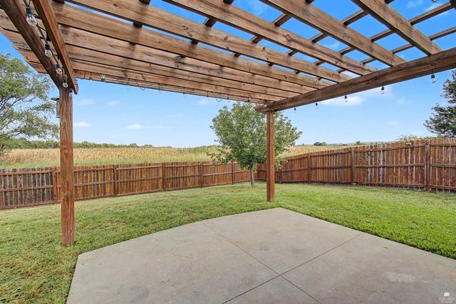 2909 Northwing Drive, Manhattan, KS 66502