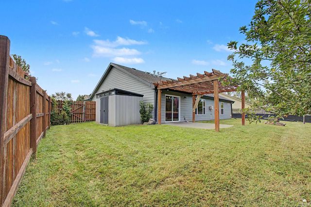 2909 Northwing Drive, Manhattan, KS 66502