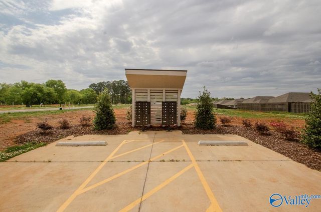 21742 Hemlock Drive, Athens, AL 35613
