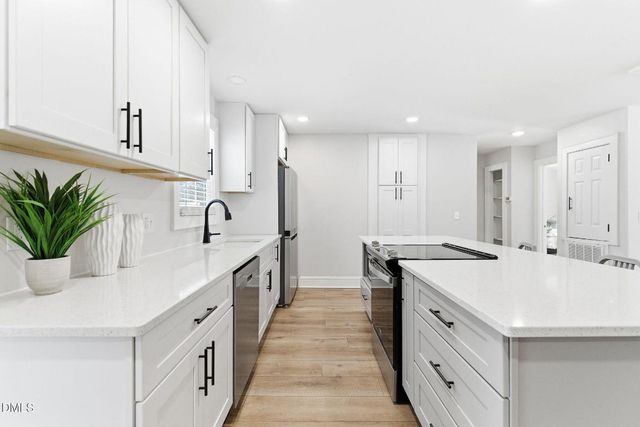 1104 Grove Lane, Graham, NC 27253