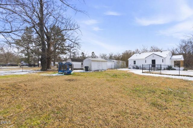 1104 Grove Lane, Graham, NC 27253