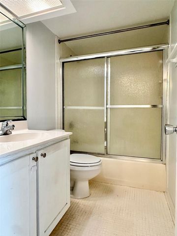 2617 COVE CAY DRIVE 311, Clearwater, FL 33760