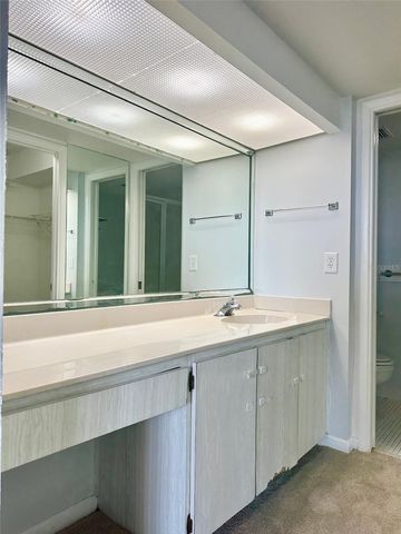 2617 COVE CAY DRIVE 311, Clearwater, FL 33760