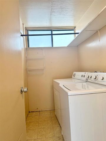 2617 COVE CAY DRIVE 311, Clearwater, FL 33760