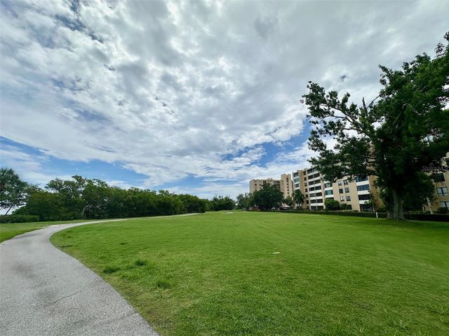 2617 COVE CAY DRIVE 311, Clearwater, FL 33760