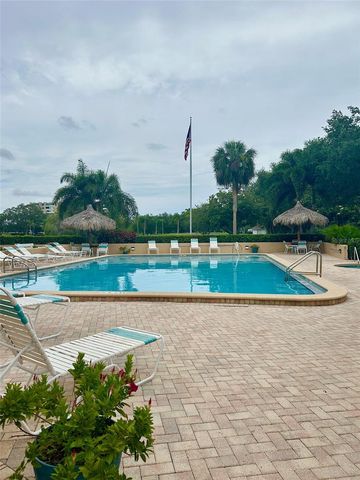 2617 COVE CAY DRIVE 311, Clearwater, FL 33760