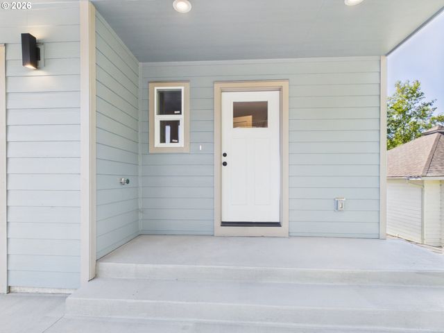 1390 N Wahanna Rd, Seaside, OR 97138