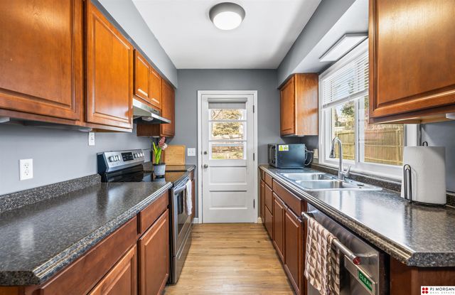 6146 Charles Street, Omaha, NE 68132