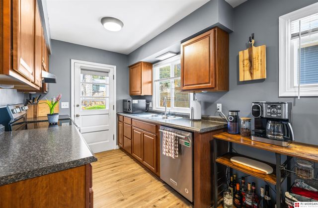 6146 Charles Street, Omaha, NE 68132