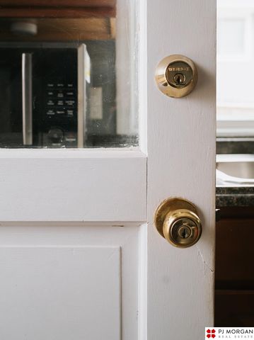 6146 Charles Street, Omaha, NE 68132