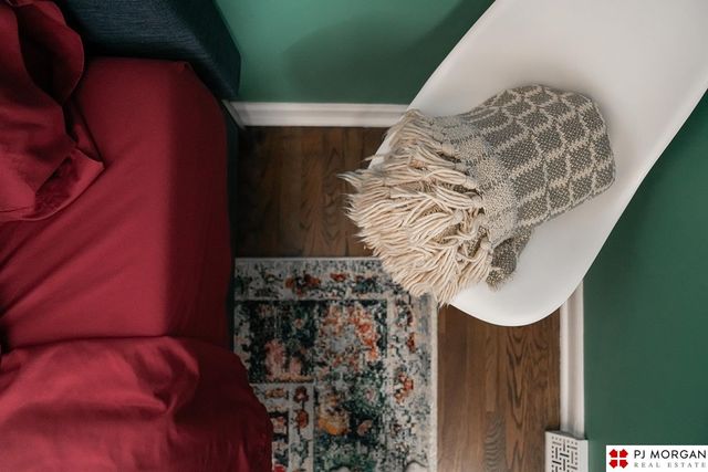 6146 Charles Street, Omaha, NE 68132