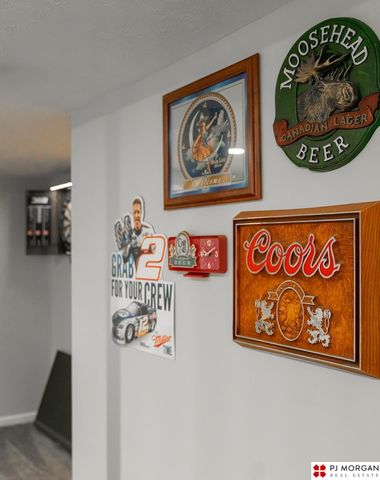 6146 Charles Street, Omaha, NE 68132