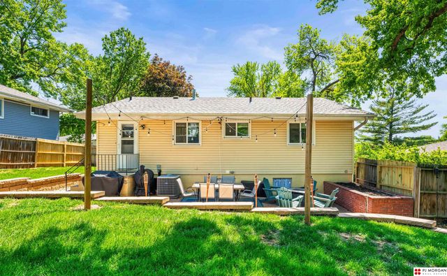 6146 Charles Street, Omaha, NE 68132