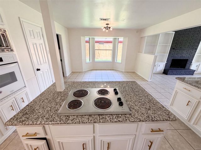 719 Equinox Street, Crosby, TX 77532