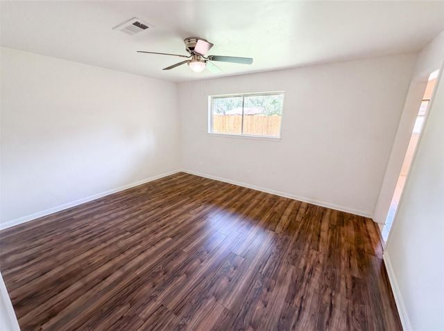 719 Equinox Street, Crosby, TX 77532