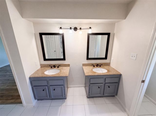 719 Equinox Street, Crosby, TX 77532