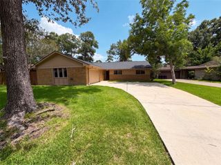 719 Equinox Street, Crosby, TX 77532