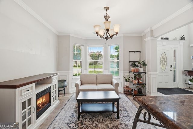 3951 Oak Field Drive, Loganville, GA 30052