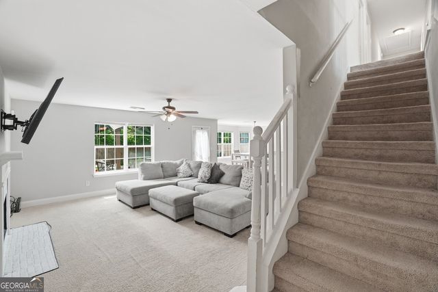 3951 Oak Field Drive, Loganville, GA 30052