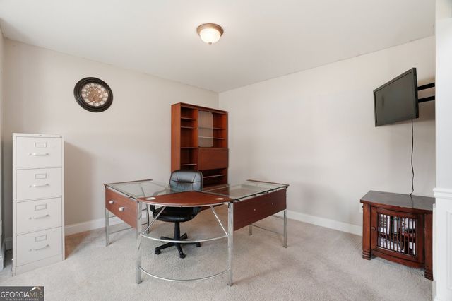 3951 Oak Field Drive, Loganville, GA 30052