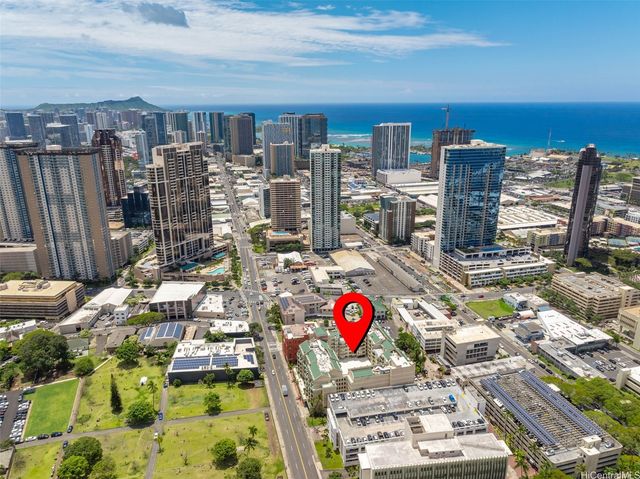 545 Queen Street 543, Honolulu, HI 96813