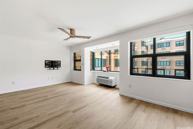 545 Queen Street 543, Honolulu, HI 96813