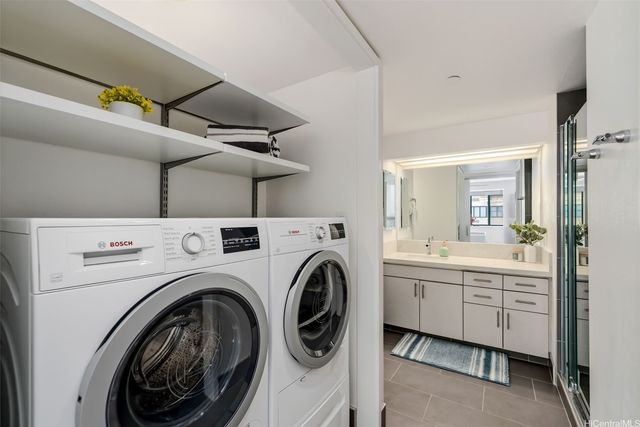545 Queen Street 543, Honolulu, HI 96813