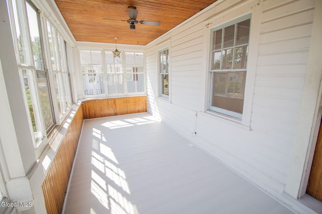 9 Spring Avenue, Colonie, NY 12110