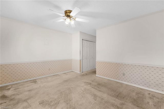 716 Meadowgreen Village Drive 4A, Eden, NC 27288